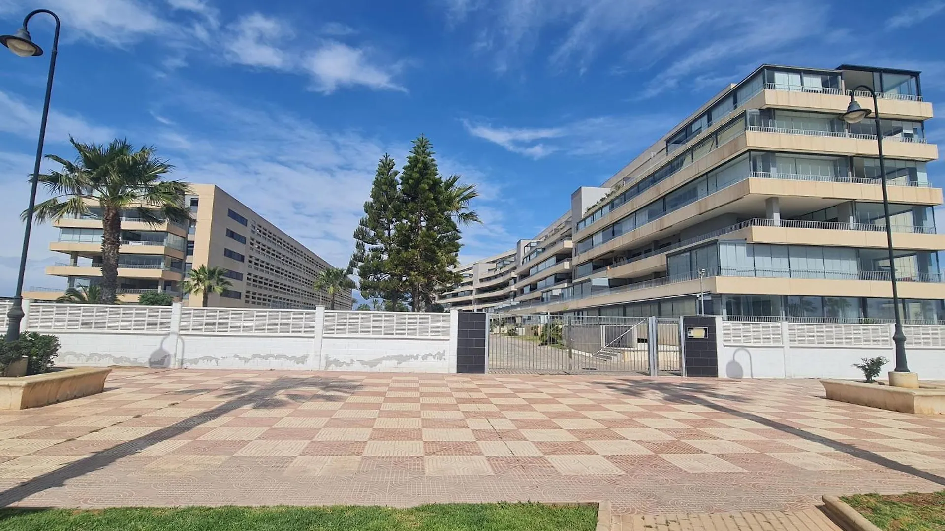 Sybarix Beach: 1ª Linea De Playa Roquetas de Mar 0*,