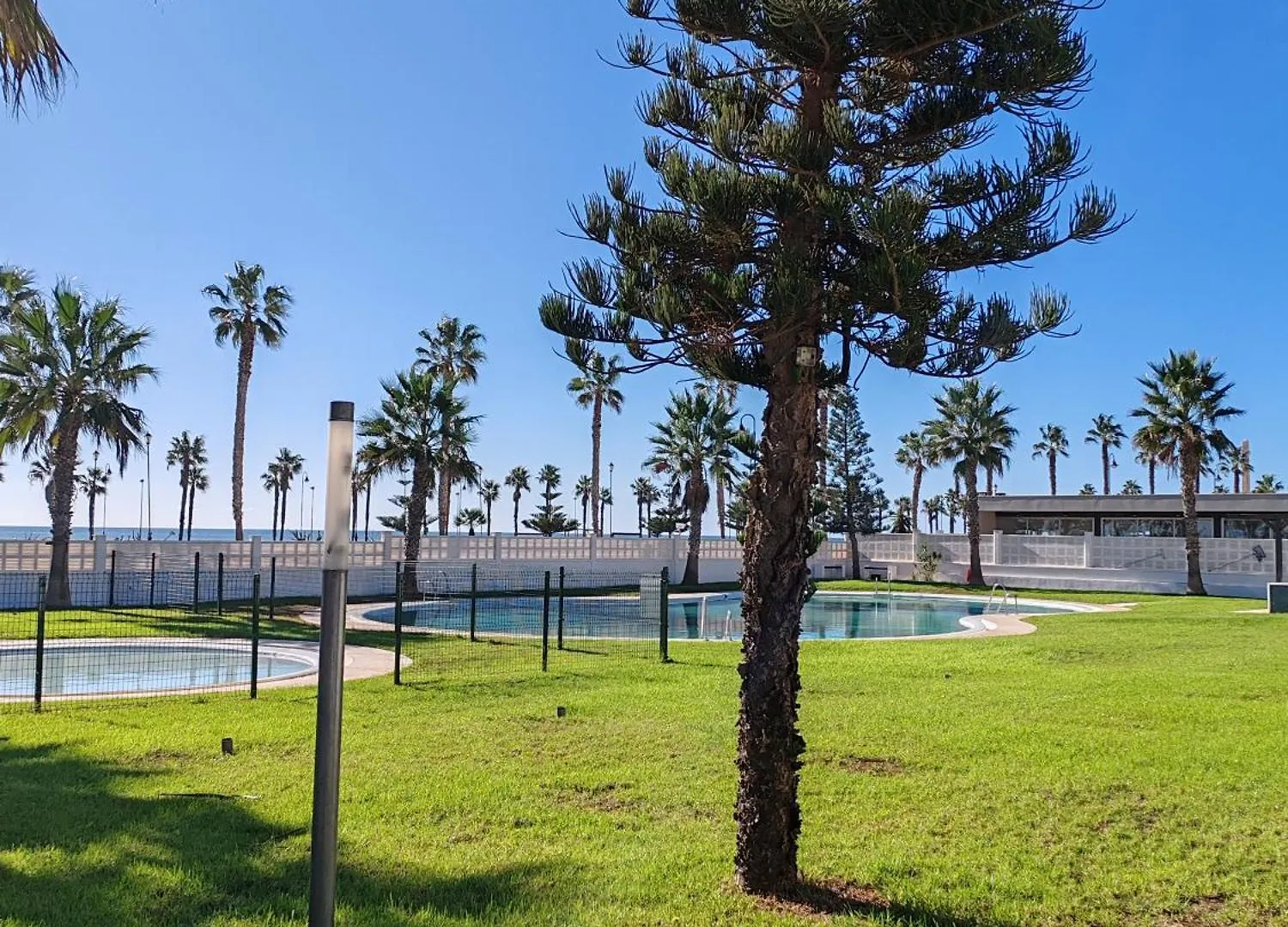 Sybarix Beach: 1ª Linea De Playa Roquetas de Mar 0*,  Spain