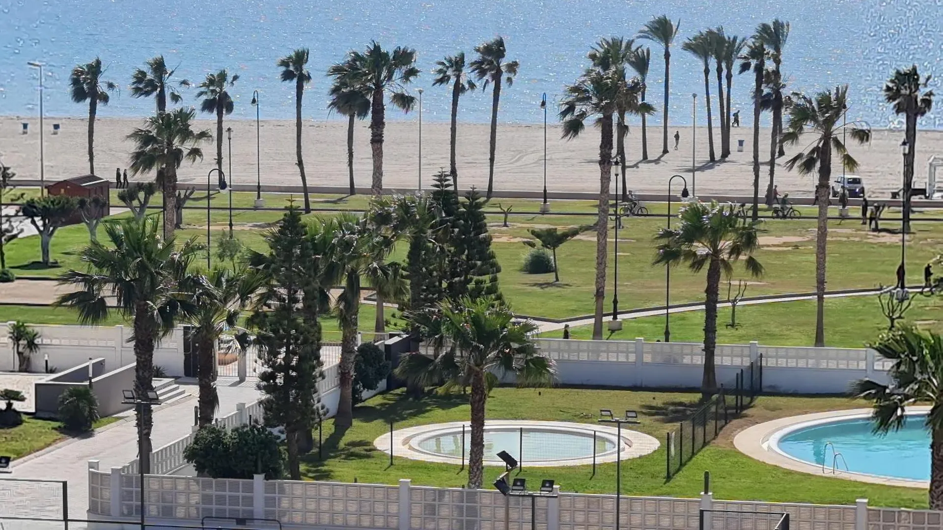 Sybarix Beach: 1ª Linea De Playa Roquetas de Mar 0*,