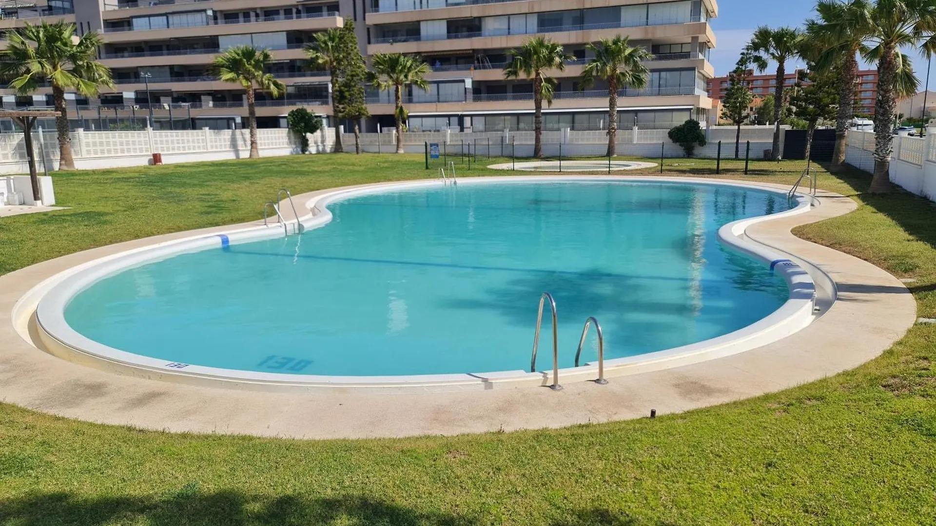 Sybarix Beach: 1ª Linea De Playa Roquetas de Mar